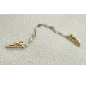 Vintage Faux Pearl Sweater Clip 1970s Purple Crystal & Gold Tone Metal  Gorgeous